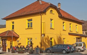 Fachada de la propiedad