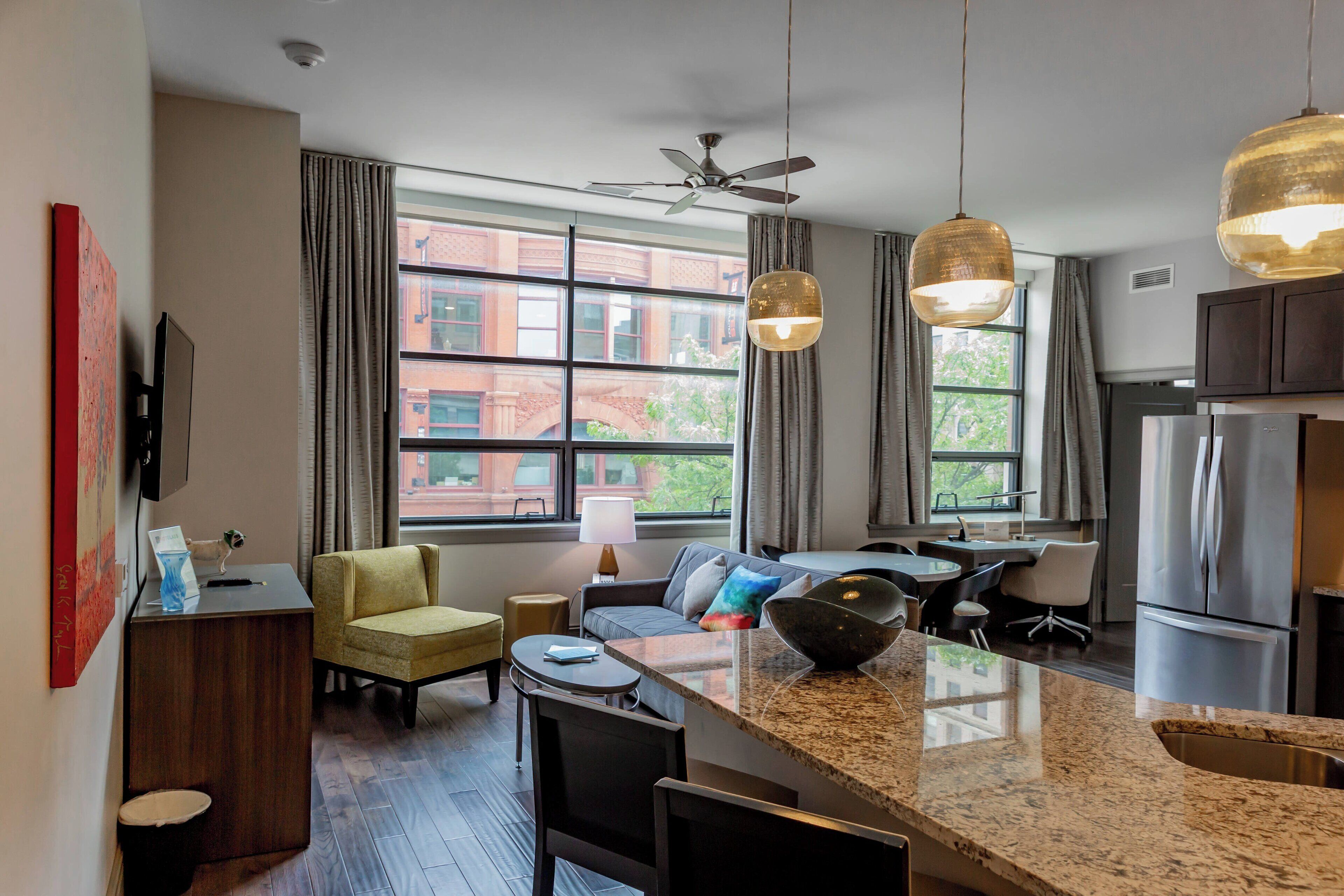 Huoneisto, 1 makuuhuone | Yksityinen keittiö | Jääkaappi, kahvin-/teenkeitin