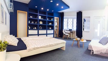 1 bedroom, desk, cots/infant beds, free WiFi