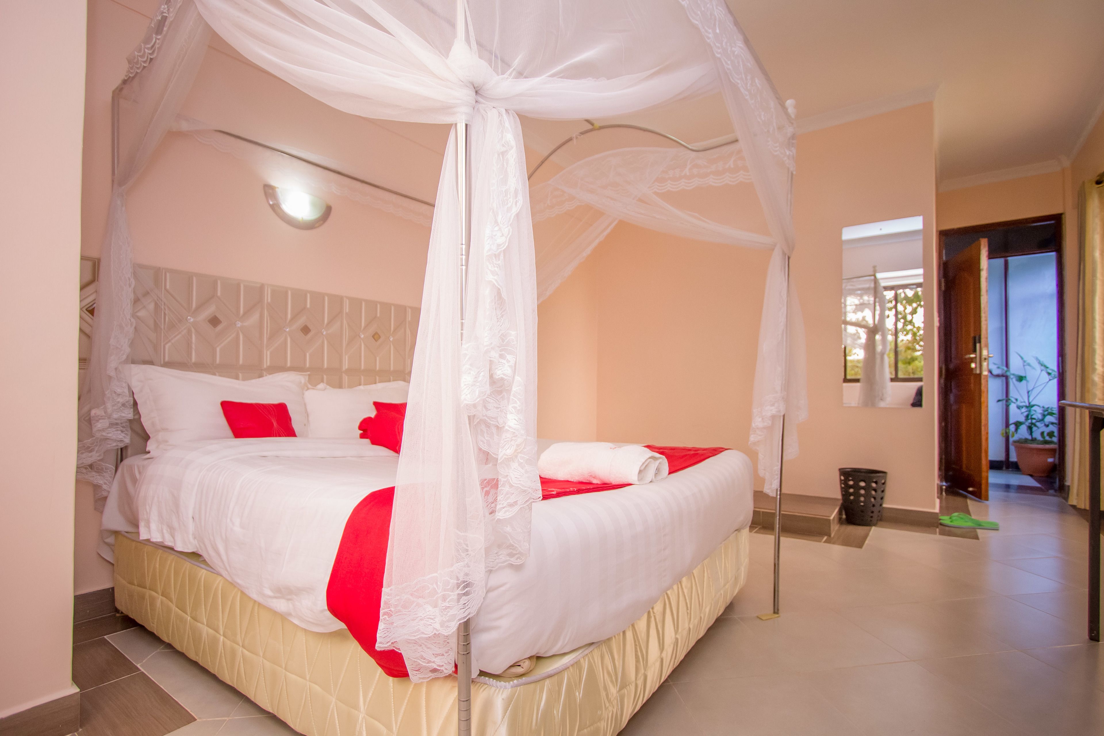 Deluxe Double Room | Free WiFi, bed sheets