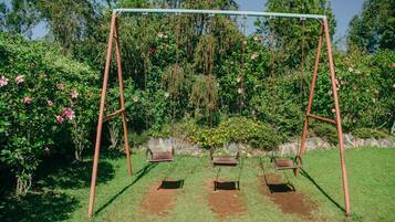 Children’s play area – outdoor