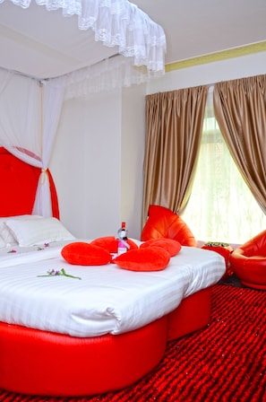 Suite | Zimmersafe, Schreibtisch, schallisolierte Zimmer, kostenloses WLAN