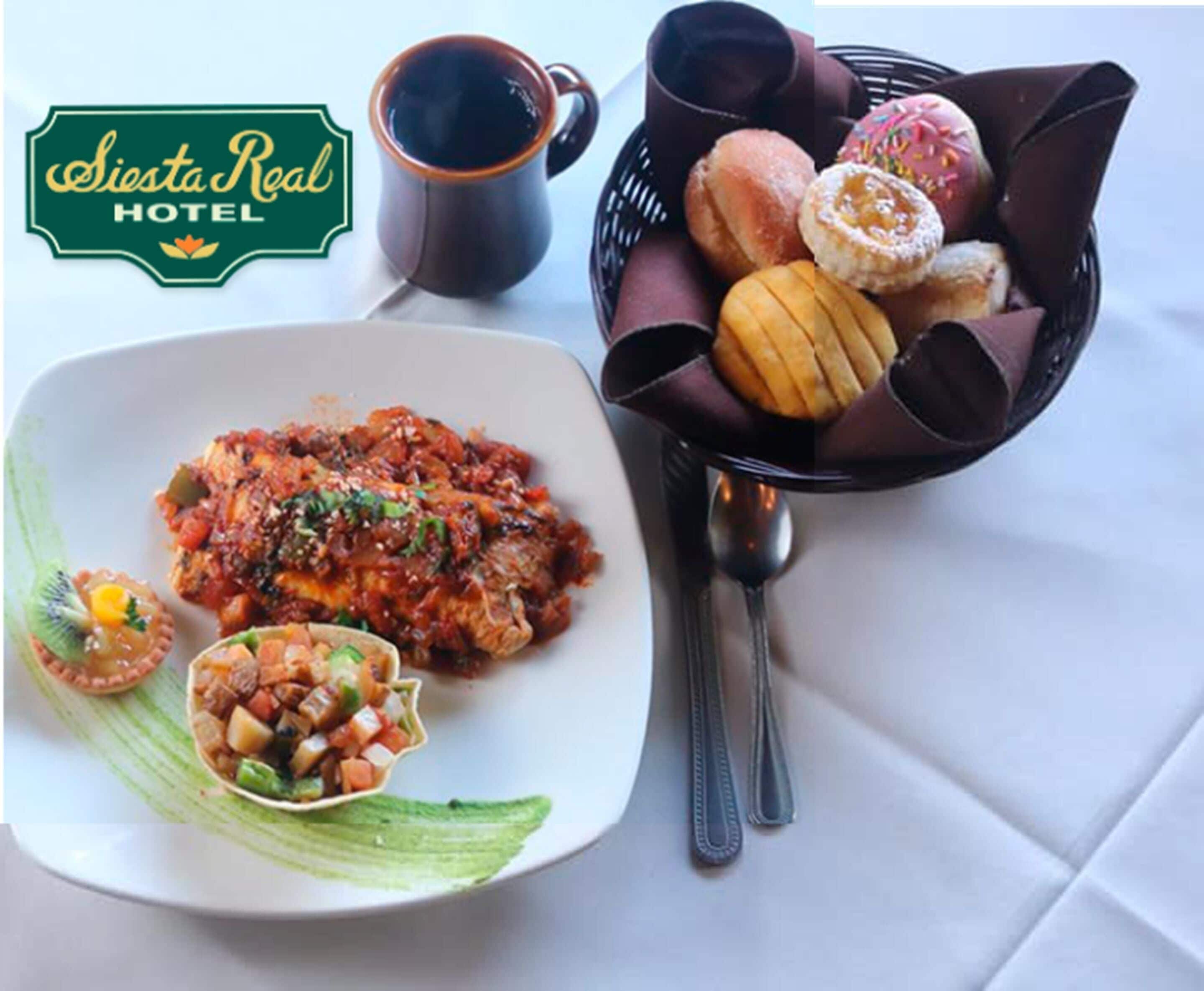 daily cooked-to-order breakfast (mxn 175 per person)