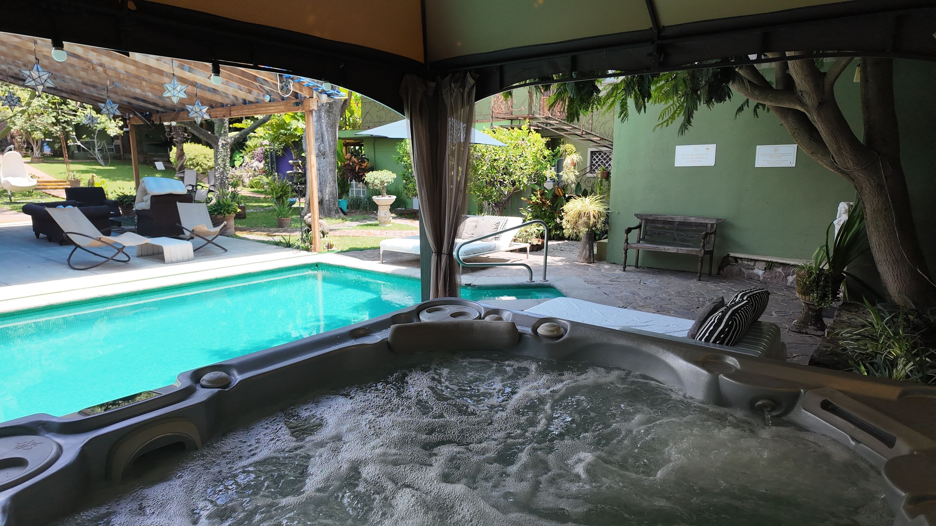 Alberca al aire libre 