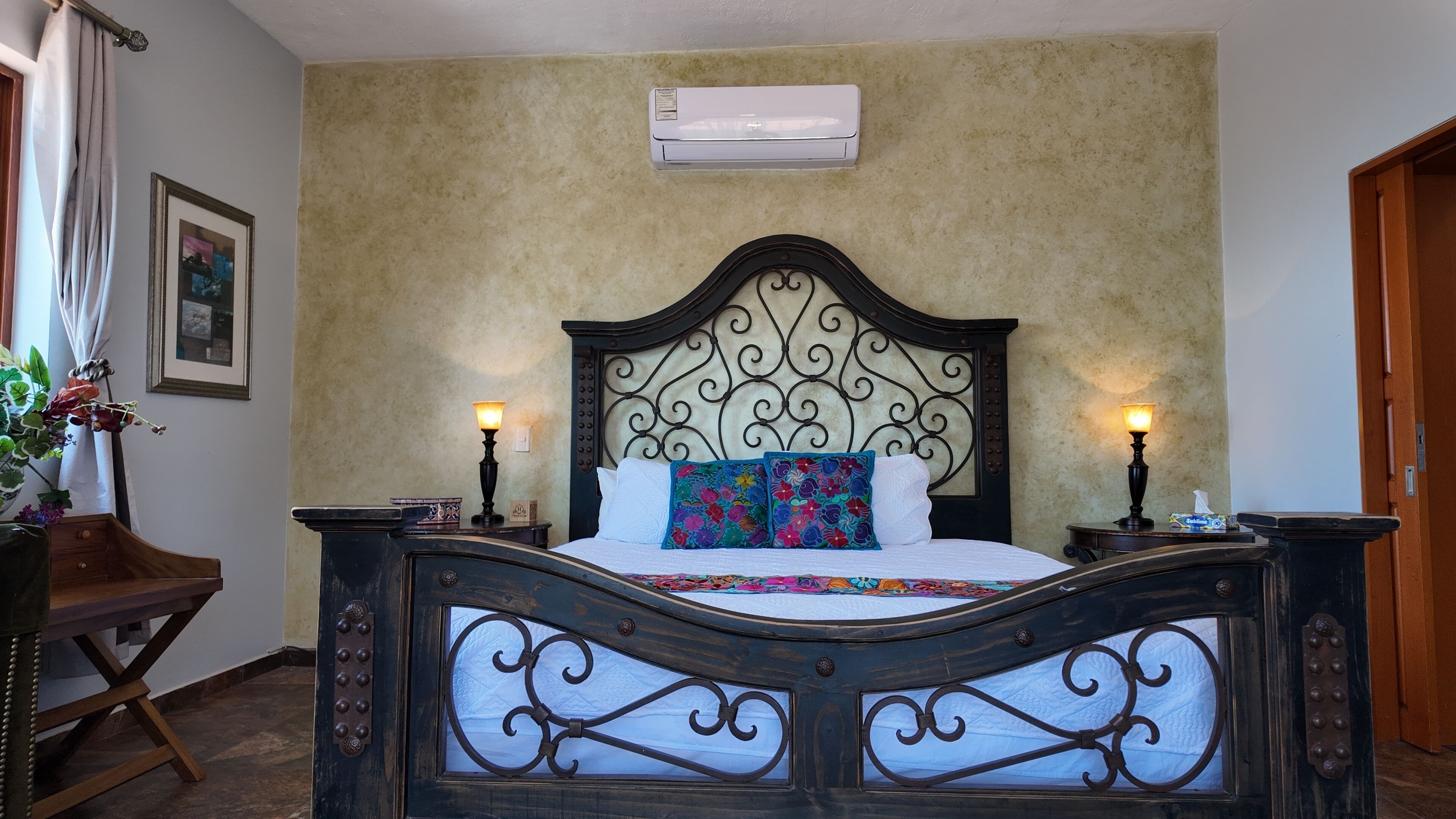 Deluxe Suite, 1 King Bed, Jetted Tub | Premium bedding, free minibar, in-room safe, individually decorated