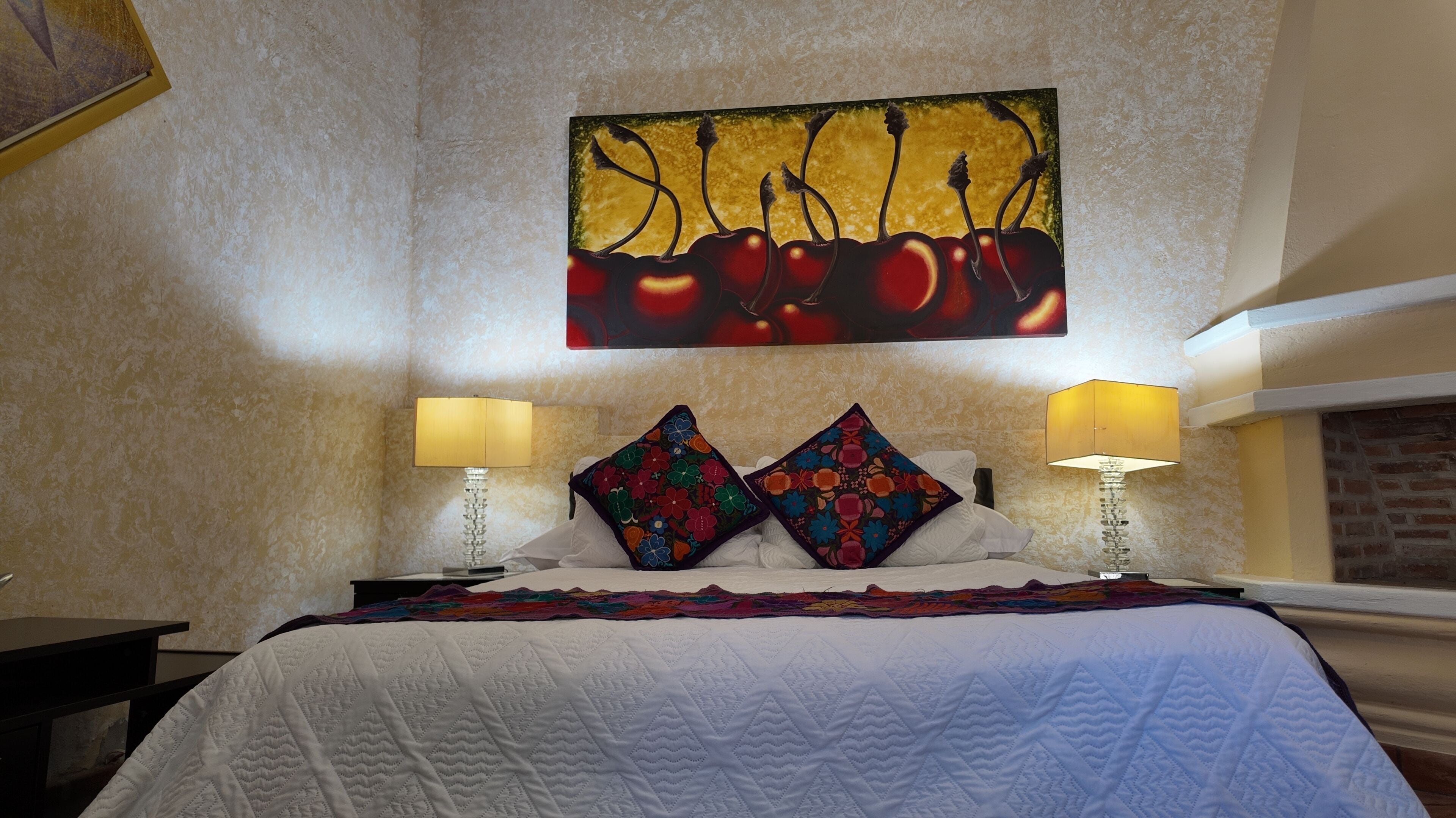 Business Room, 1 Double Bed | Premium bedding, free minibar, in-room safe, individually decorated