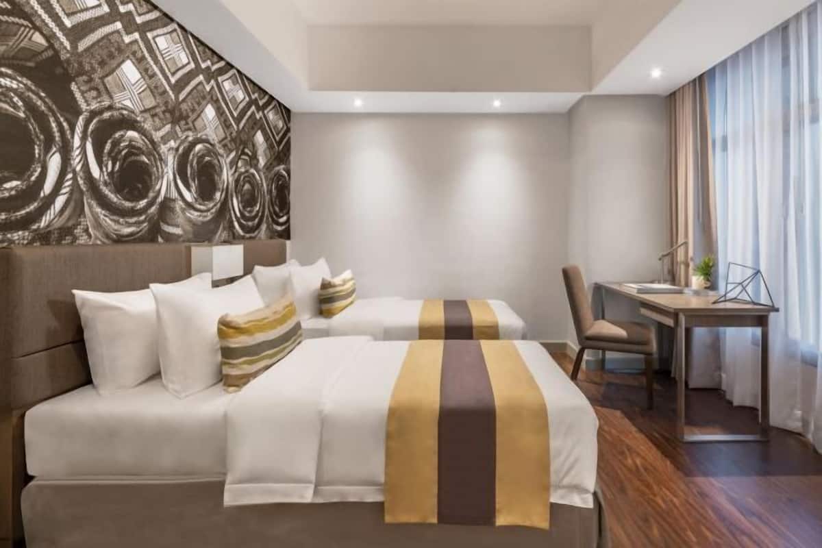 1 bedroom, premium bedding, in-room safe, soundproofing