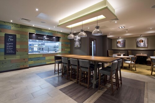 Premier Inn Leeds Cc - Whitehall Road