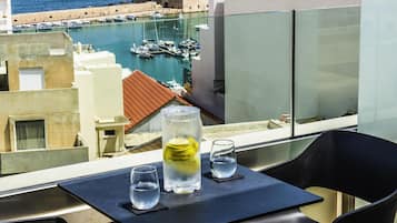 Tägliches Frühstück gegen Gebühr