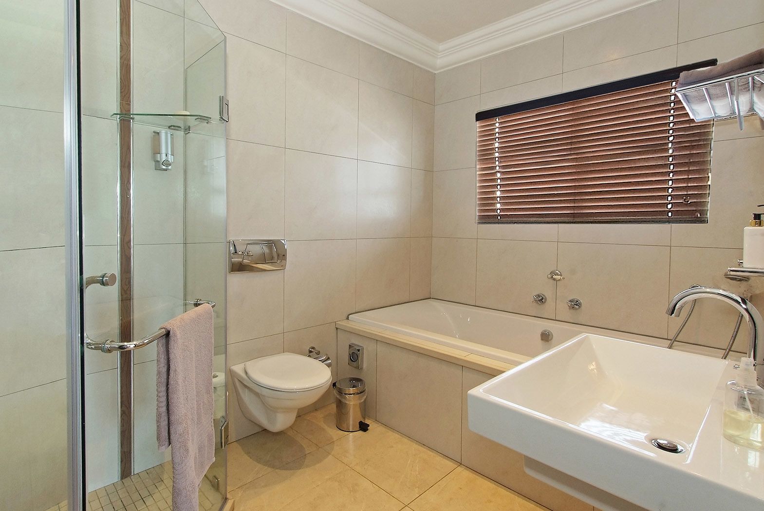executive suite conference center  | bathroom | shower, hair dryer, bathrobes, slippers