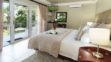 Executive Suite | Minibar, Zimmersafe, Schreibtisch, kostenloses WLAN