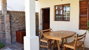 Cottage | Terrace/patio