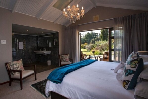 Deluxe Double Room | Premium bedding, Select Comfort beds, minibar, in-room safe - Slaley Country House (Stellenbosch)