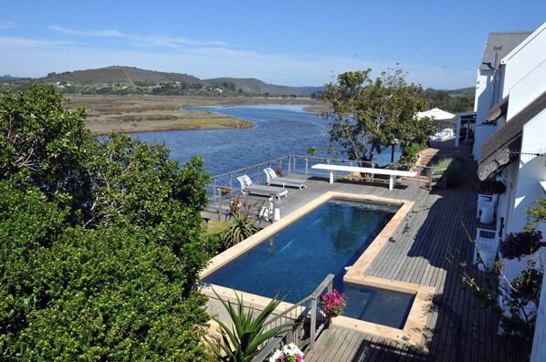 Pool - Plett Villas (Keurboomstrand)