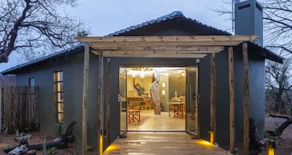 Antares Bush Camp & Safaris - Hostel