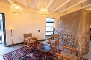 Lobby-Lounge