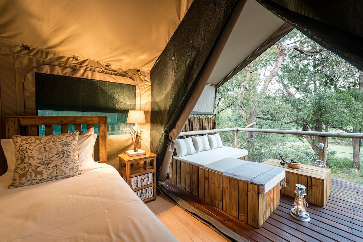 1 bedroom, in-room safe, desk, bed sheets