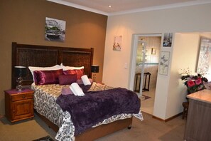 Family Room, 1 Bedroom | WiFi - Ikhanda Guesthouse (Mashishing)