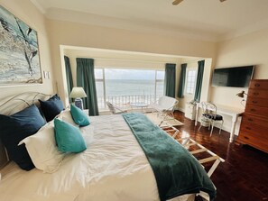 3 - Olokun Room, Premium Sea View | Strand-/Meerblick