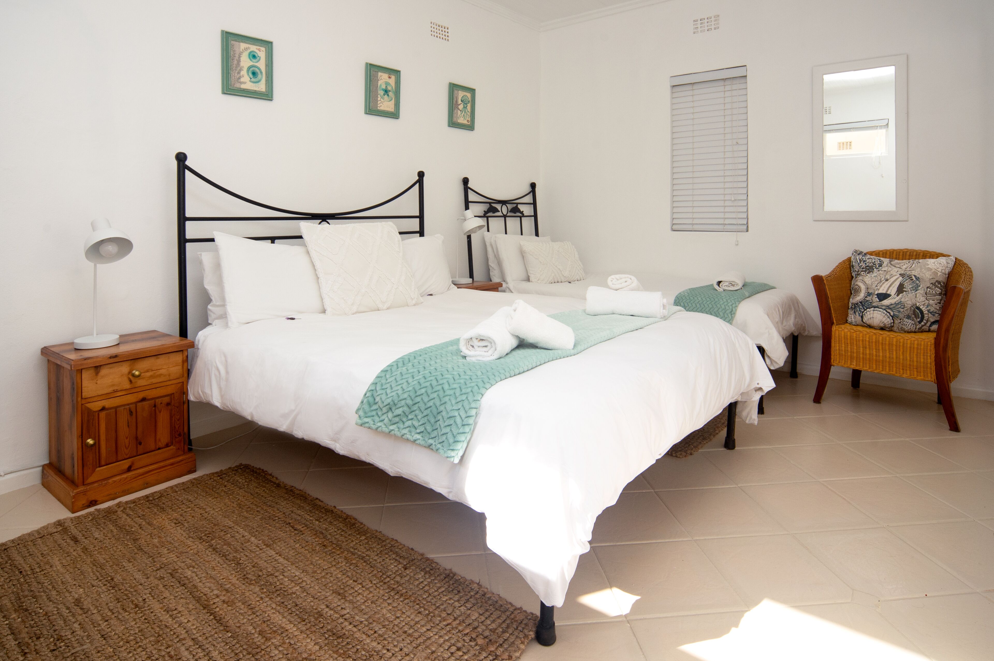 Chambre Triple Confort | Espace de travail pour ordinateur portable, Wi-Fi gratuit