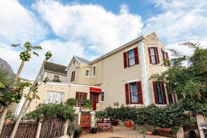 Exterior - Carmichael Guesthouse (Rosebank)