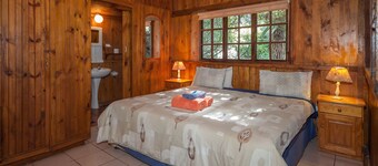 Woodlands Cottages & Camping