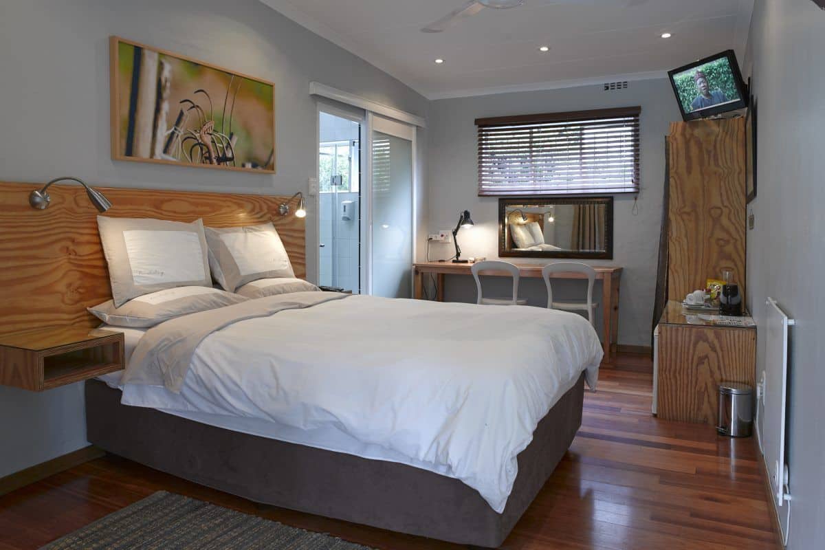 Standard Double Room | 客房内保险箱、收费 WiFi