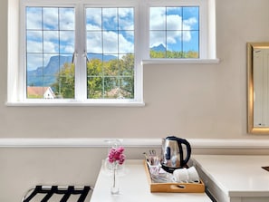 Suite | 1 dormitorio, ropa de cama de alta calidad, caja fuerte