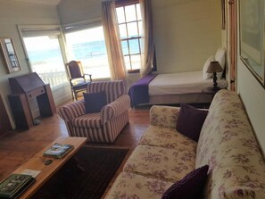 Bed sheets - Bedrock Lodge (Port Nolloth)