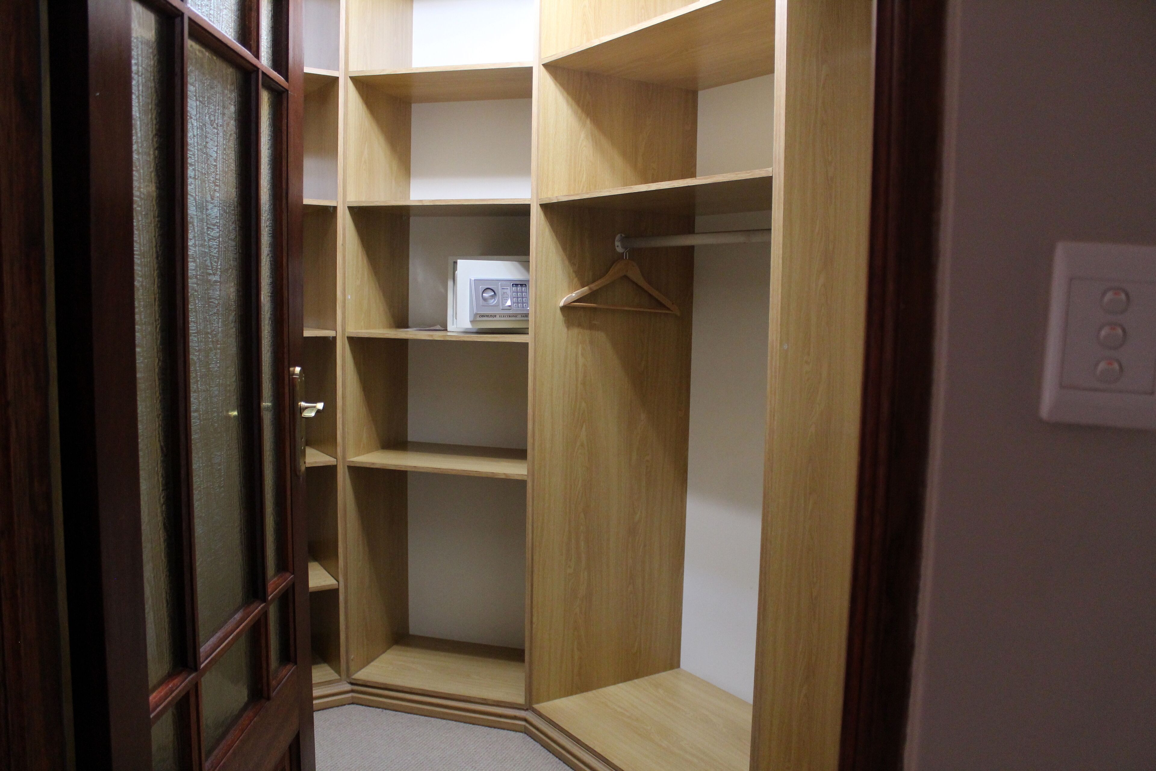 executive room (buffalo) | 1 bedroom, premium bedding, in-room safe, individually decorated