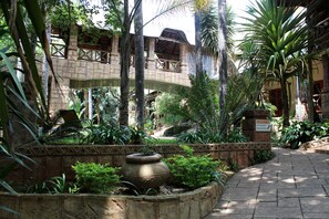 Garden - Prinshof Manor Guesthouse (Pretoria)