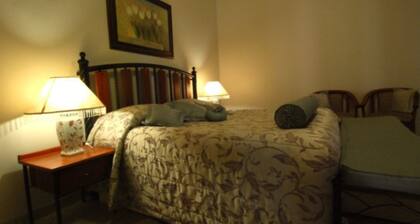 Ya Rena Guesthouse