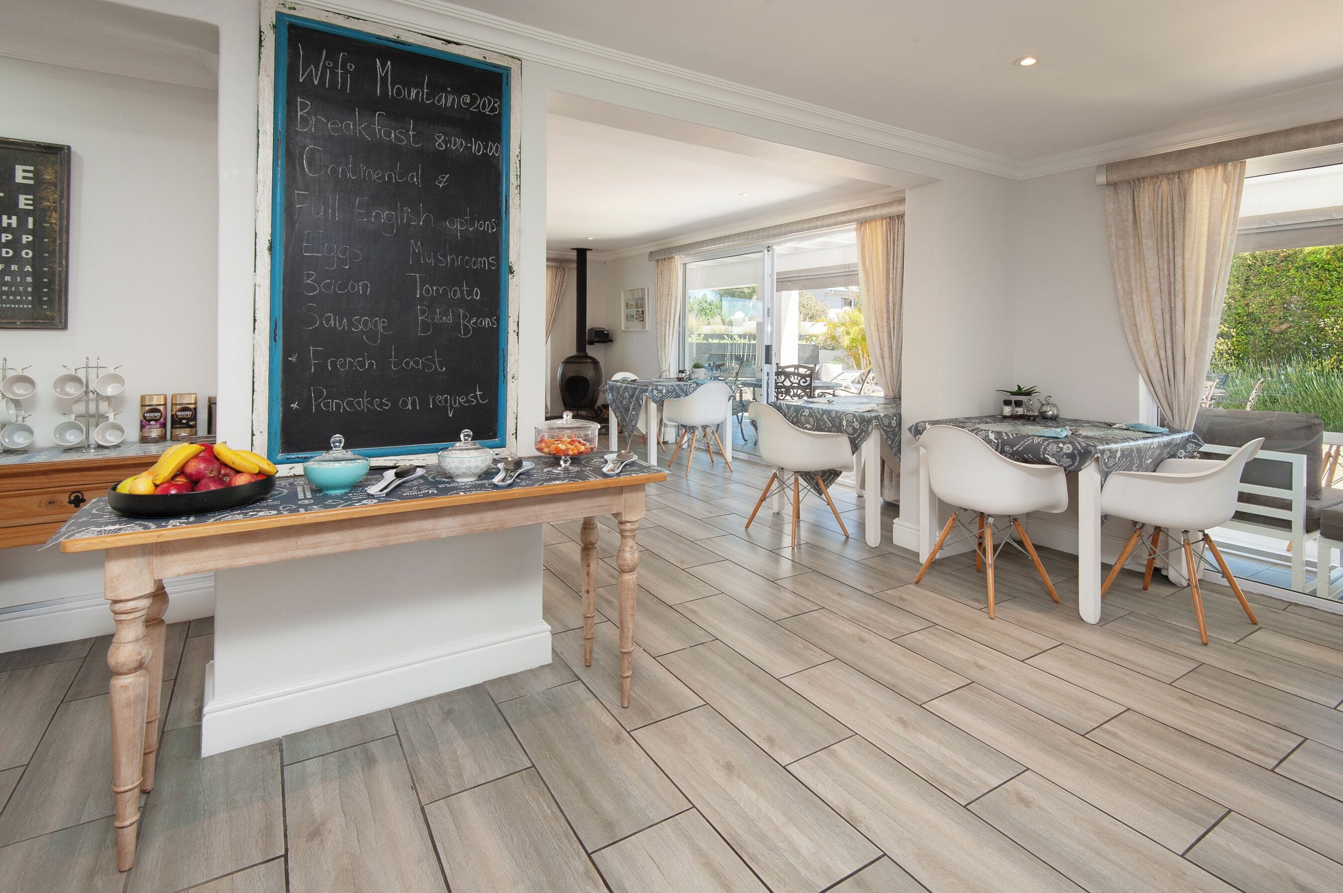 Petit déjeuner anglais compris tous les jours