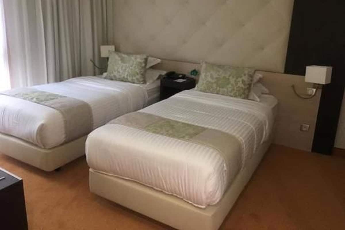 Phòng đôi | Minibar với thức ăn, đồ uống miễn phí, két bảo mật tại phòng, bàn
