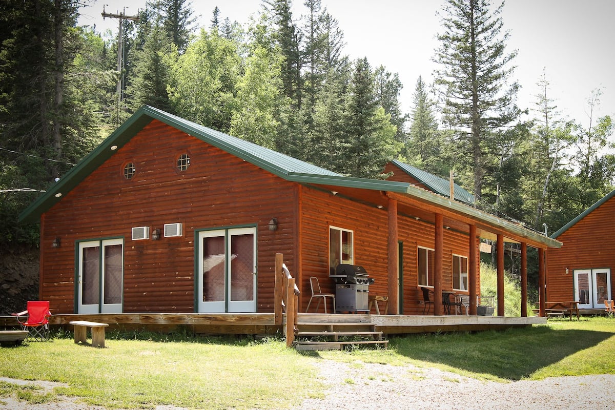 Cabin 4