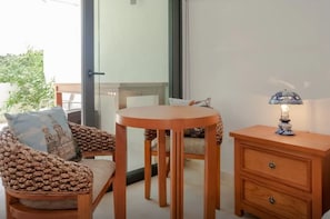 Luxury Condo, 3 Bedrooms, Garden View, Courtyard Area