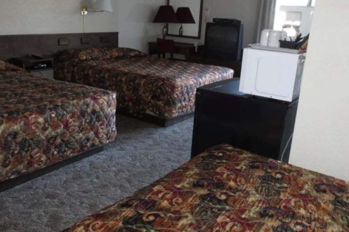Familiekamer | Een bureau, gratis wifi, beddengoed