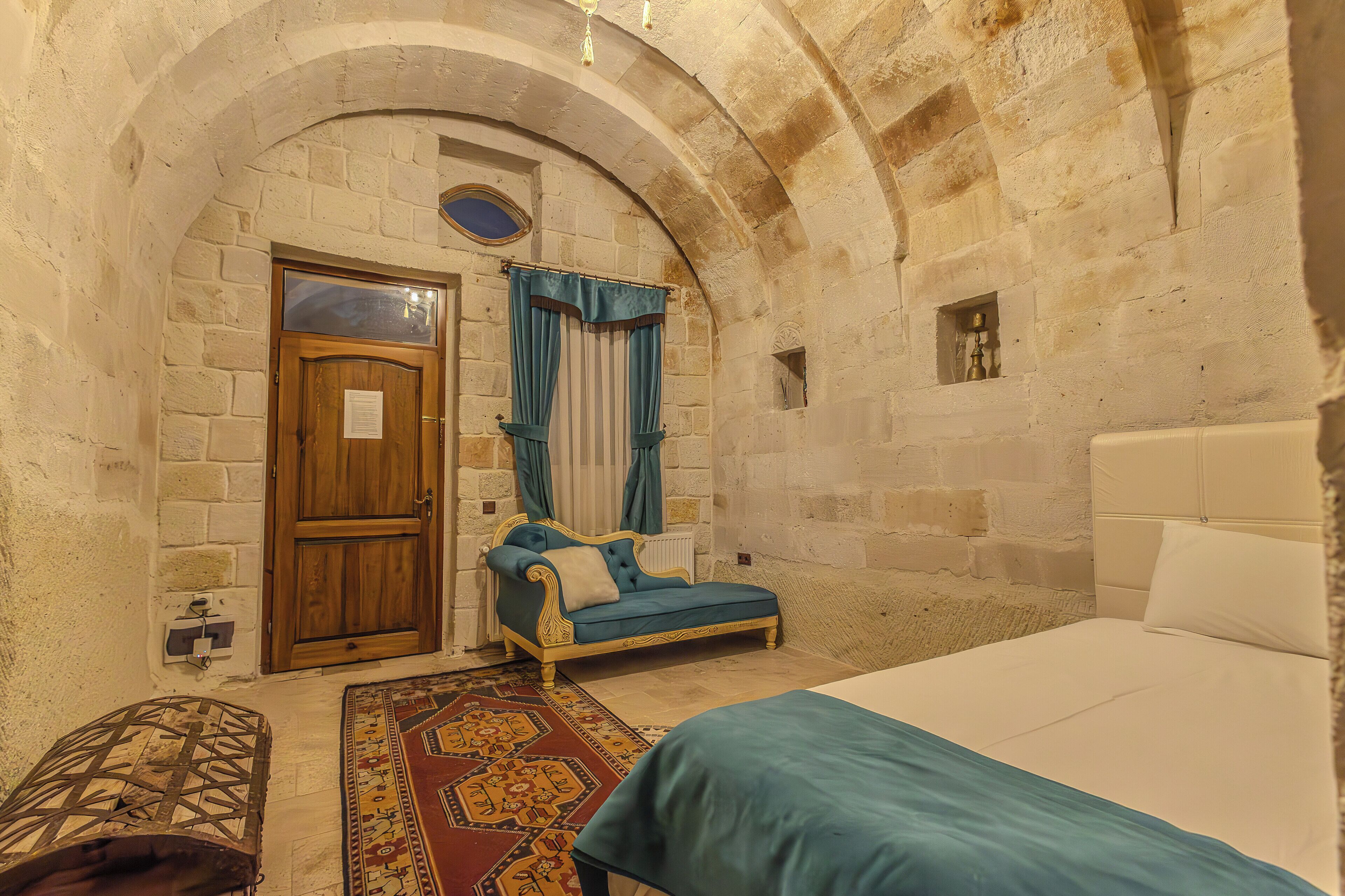 family suite | living area | 32-inch lcd tv with satellite channels, tv