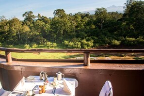 BBQ/picnic Area - Serena Mountain Lodge (Ndathi)