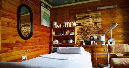 Serena Mountain Lodge