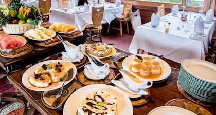 Serena Mountain Lodge