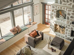 Superior Villa, Lake View | Living area | Flat-screen TV - Joe Getaway - Stugby Ullared (Ullared)