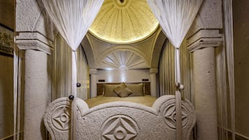 Deluxe Cave | Minibar, lydisolert, strykejern/-brett og wi-fi (inkludert)