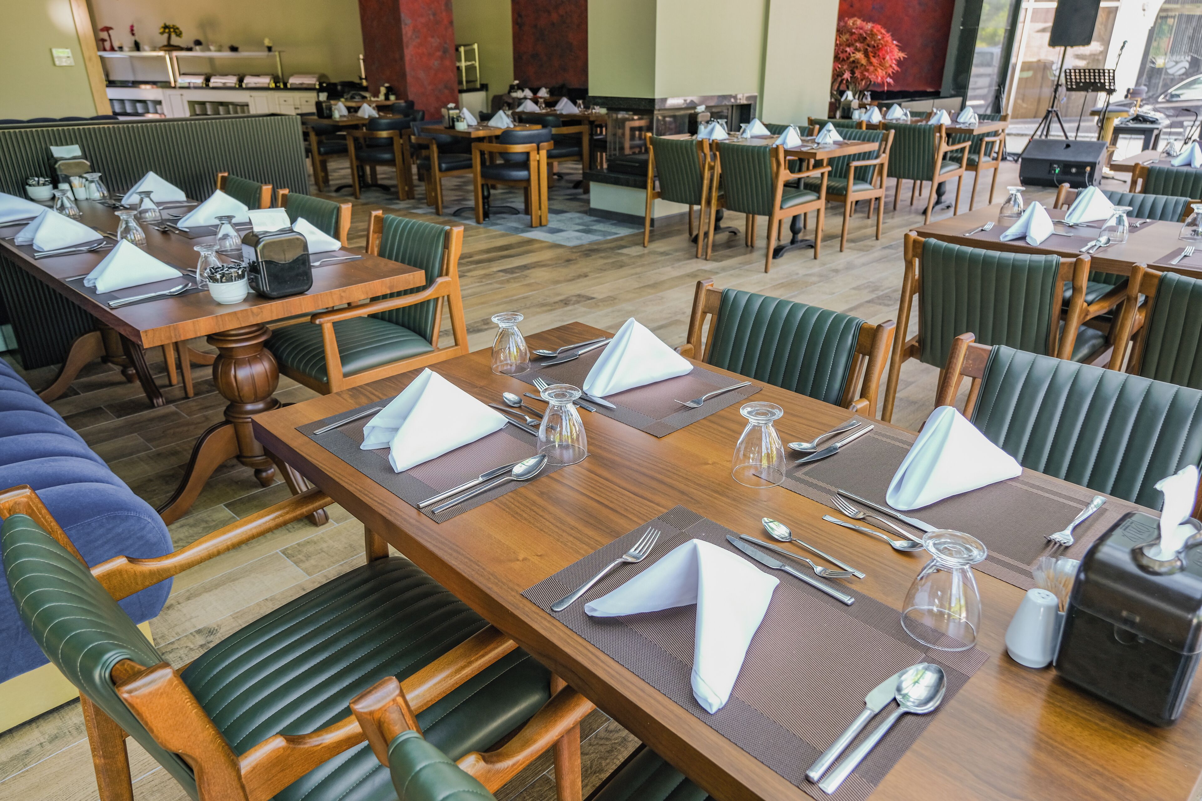 breakfast and dinner served