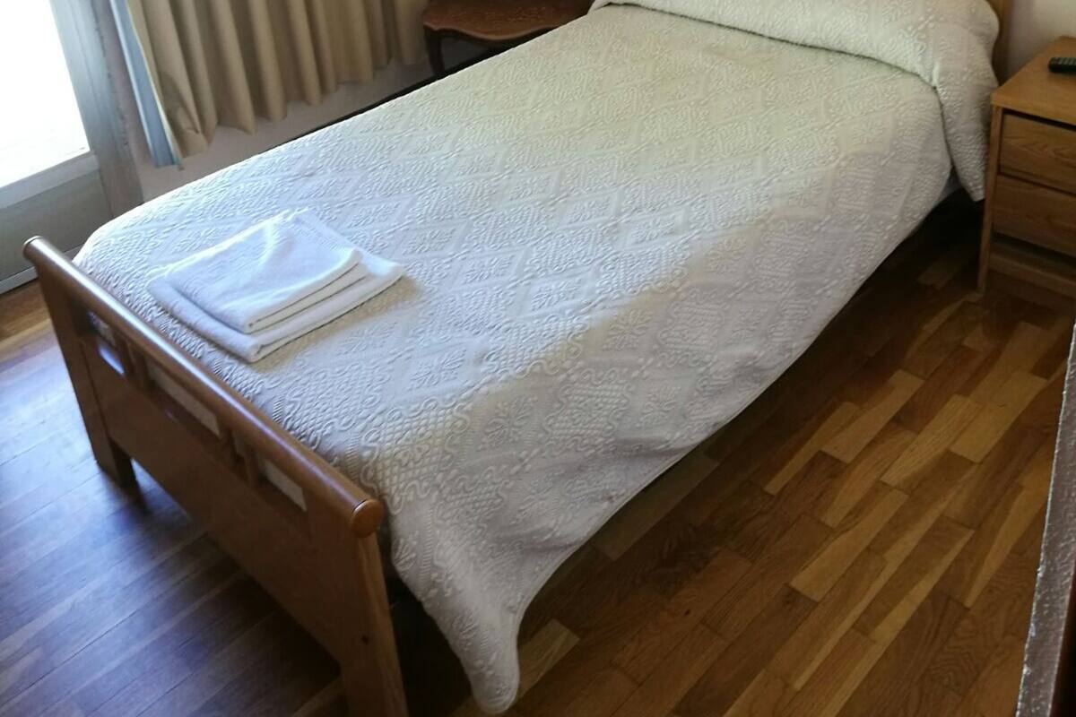 Blackout curtains, free WiFi