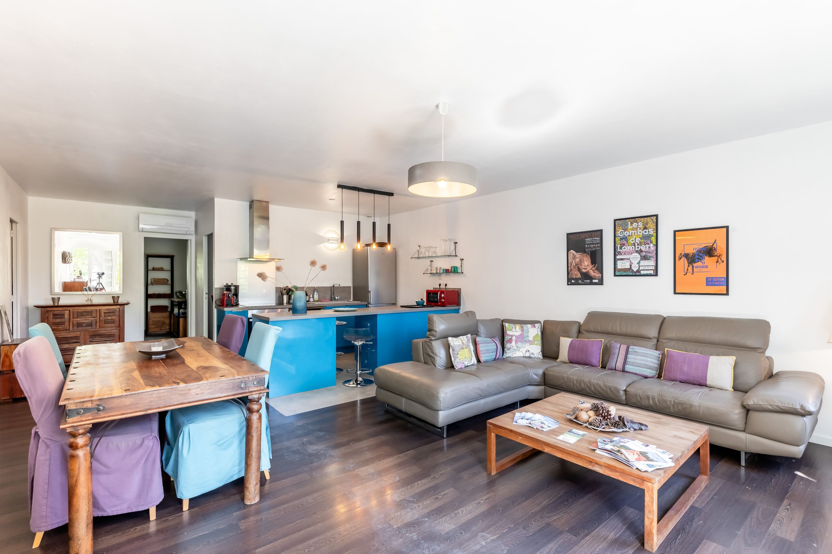 المنشأة من الداخل