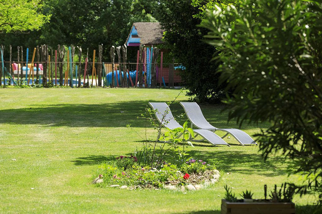 Ferienhaus, eigenes Bad, Parkblick (Mazet Luberon) | Aussenbereich