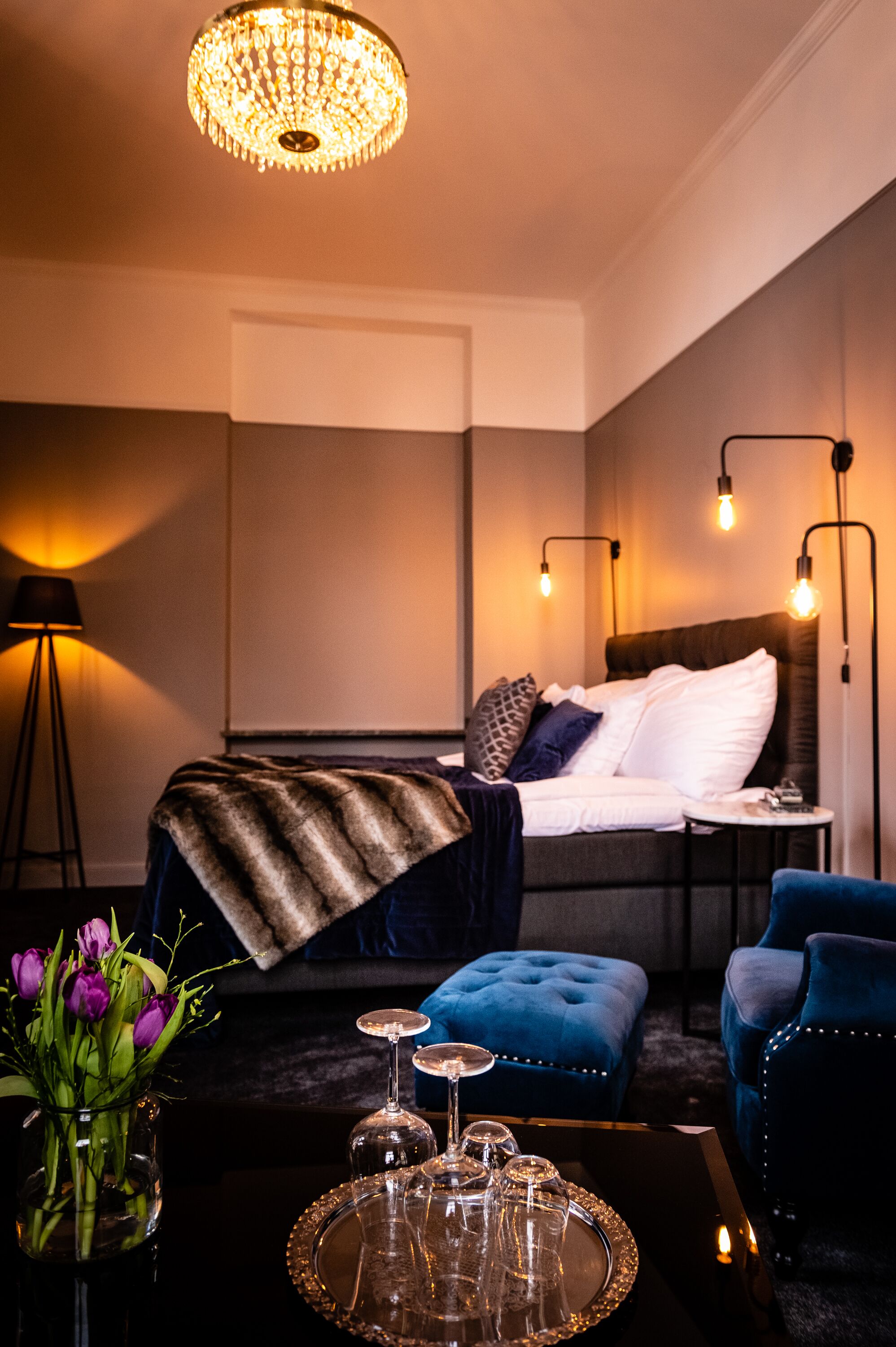 1 bedroom, desk, iron/ironing board, free cots/infant beds