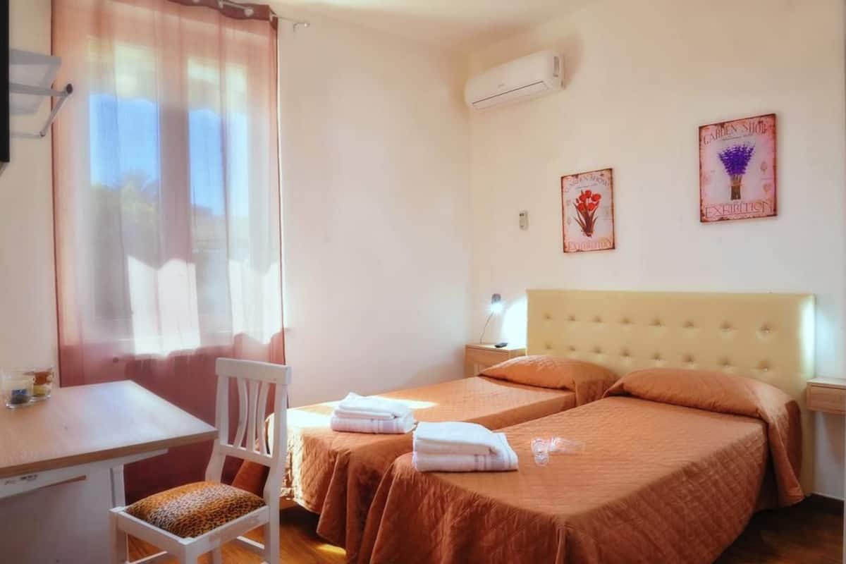 Comfort Double or Twin Room