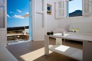 Villa (Sunrise) | Living room | TV - Elia Mykonos Collection (Mykonos)
